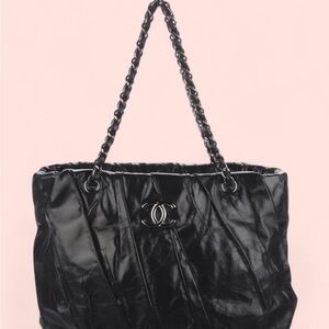 CHANEL Authentic  Large Twisted Tote Bag with Black Glazed Calfskin Leather